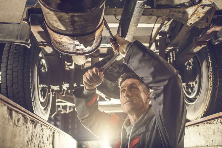 3 Ways Customer Relationship Management Software Helps Auto Repair Shops